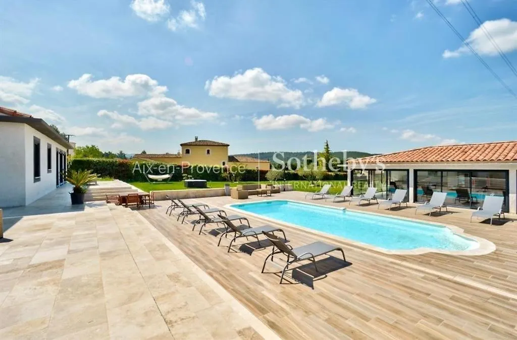 Villa Cabries France